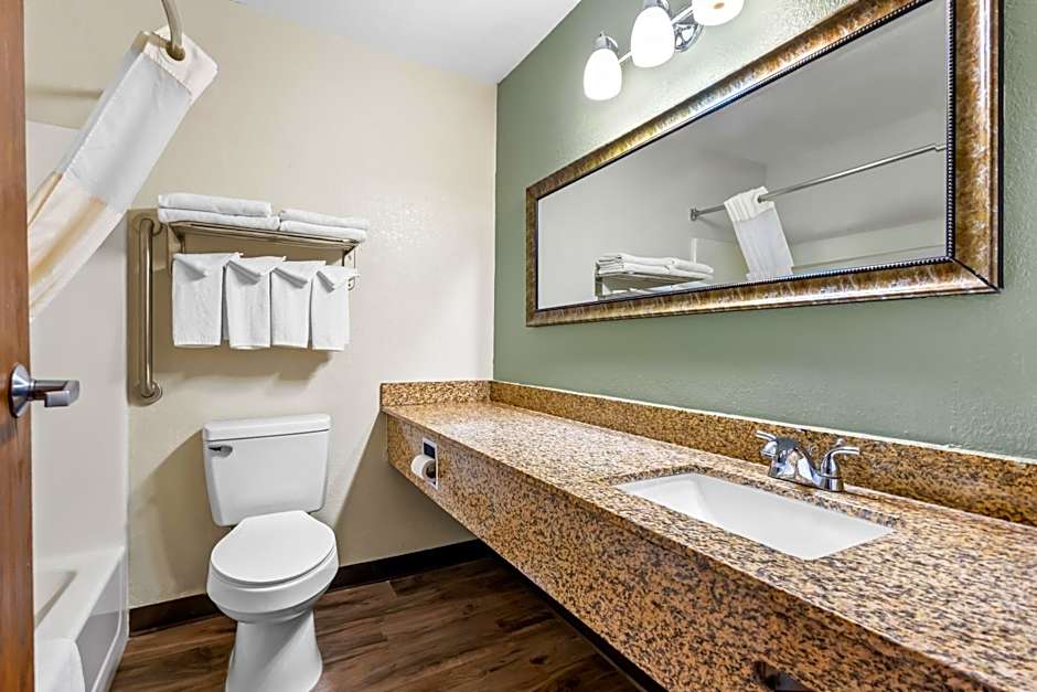 Quality Inn Brookings-University