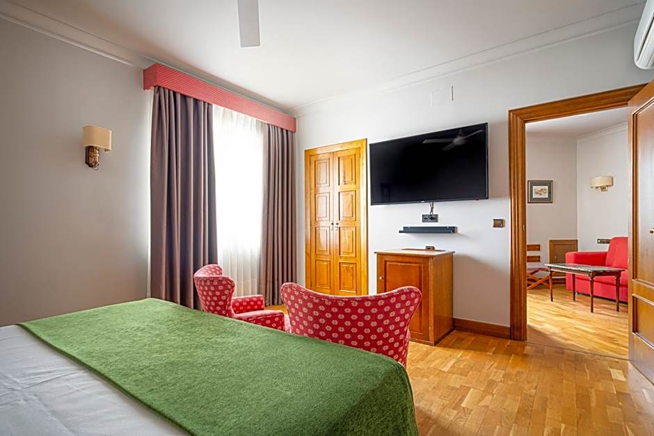 Photo 1 of 19 of Suite