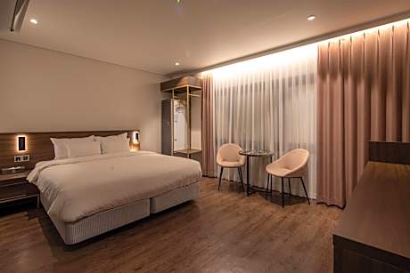 Cloud in Hotel Mokpo Peace Square