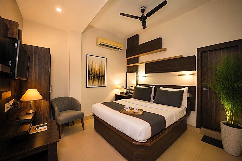 HOTEL UR - Near Prayagraj Junction & High Court
