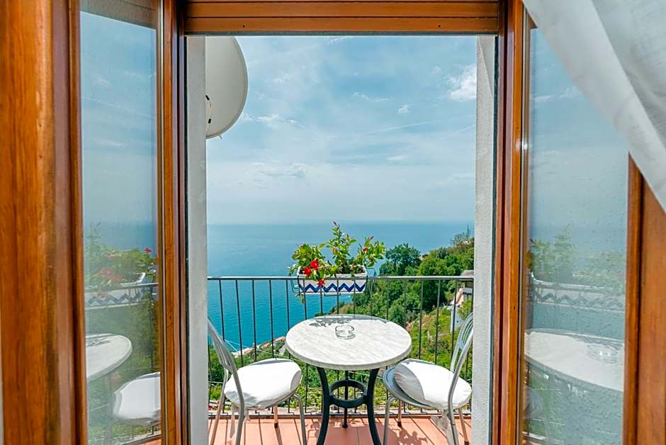 Albergo Diffuso Bacco Furore