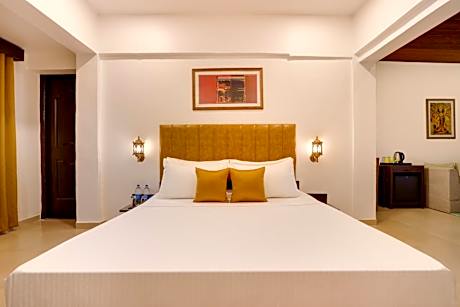 Studio King Suite with Sea View