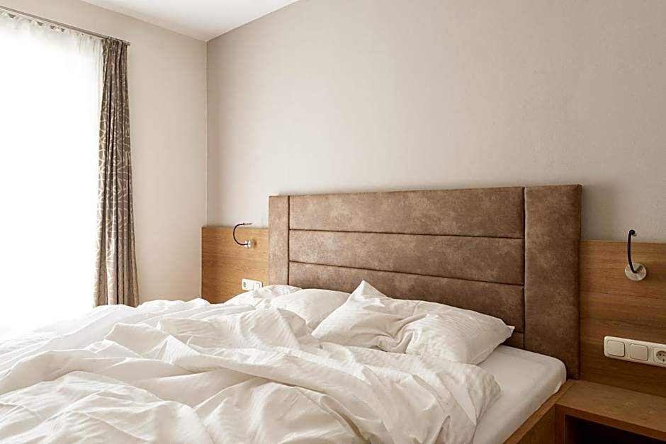 ARBOR Hotel & Apartments