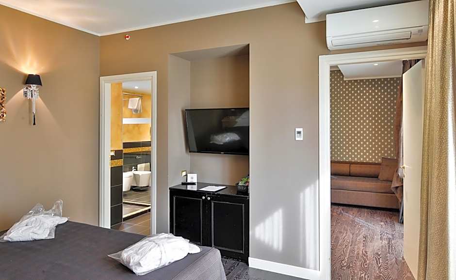 Savoia Hotel Regency