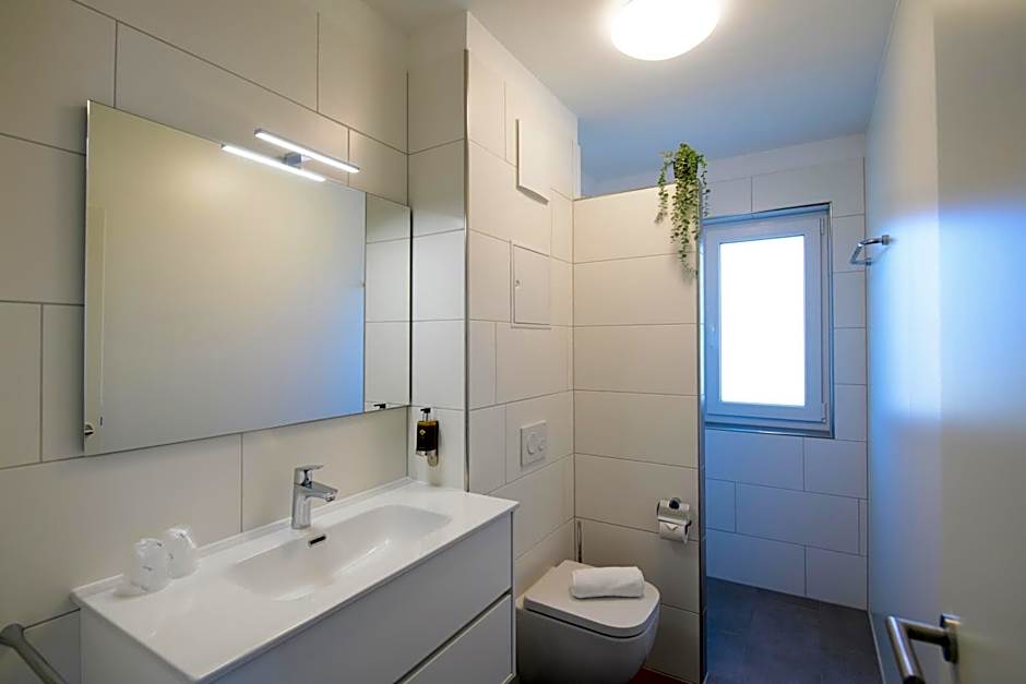 Smart & Stay Aparthotel Saarbrücken Süd - Self-Check-In - Free Parking