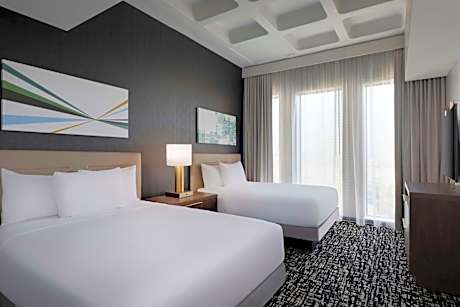 One-Bedroom Suite with Two Queen Beds, Kitchen and Accessible Tub