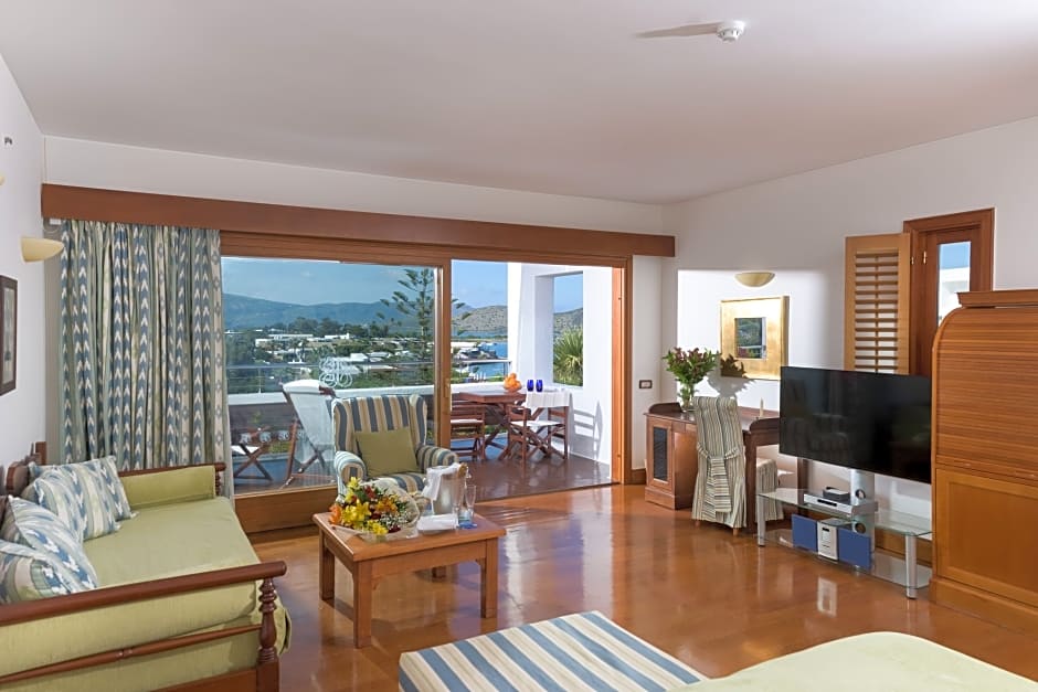 Elounda Beach Hotel & Villas, a Member of the Leading Hotels of the Wo