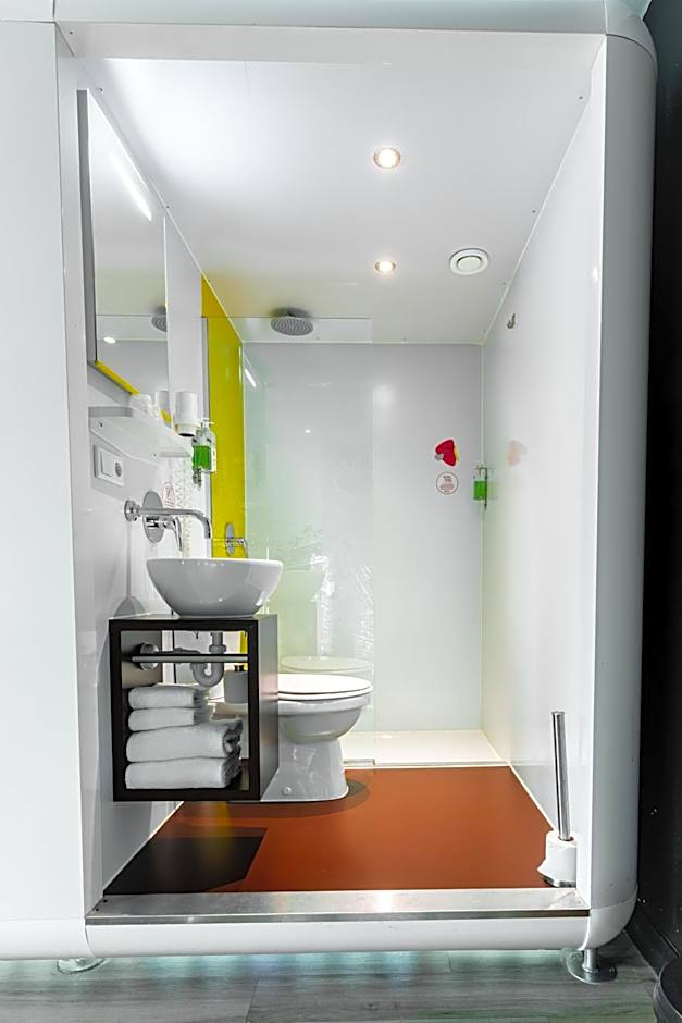 Qbic Hotel WTC Amsterdam