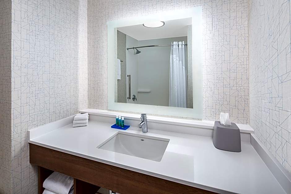 Holiday Inn Express Ontario By IHG