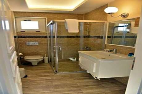 Vodina Hotel