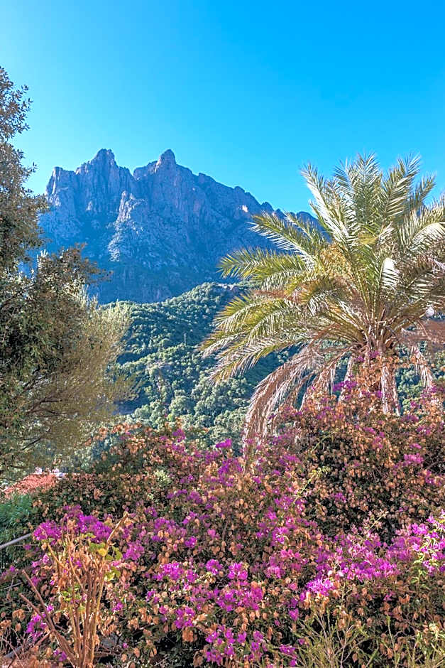 Hôtel Colombo- Porto Corse