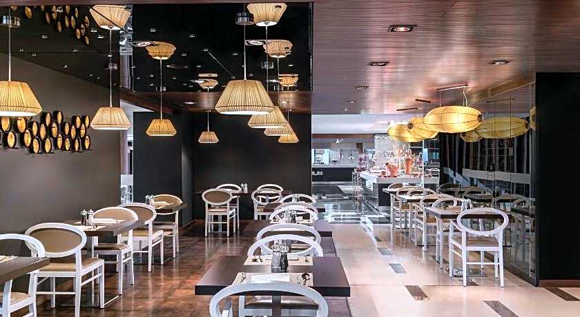 Four Points by Sheraton Doha