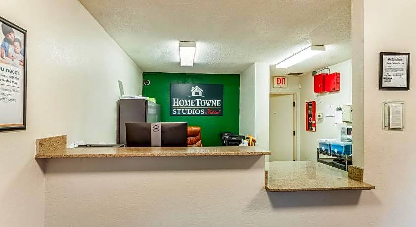 HomeTowne Studios Cincinnati - Sharonville