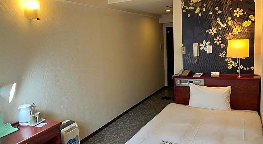 Sky Court Koiwa Hotel