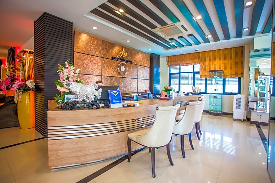 Ayara Grand Palace Hotel