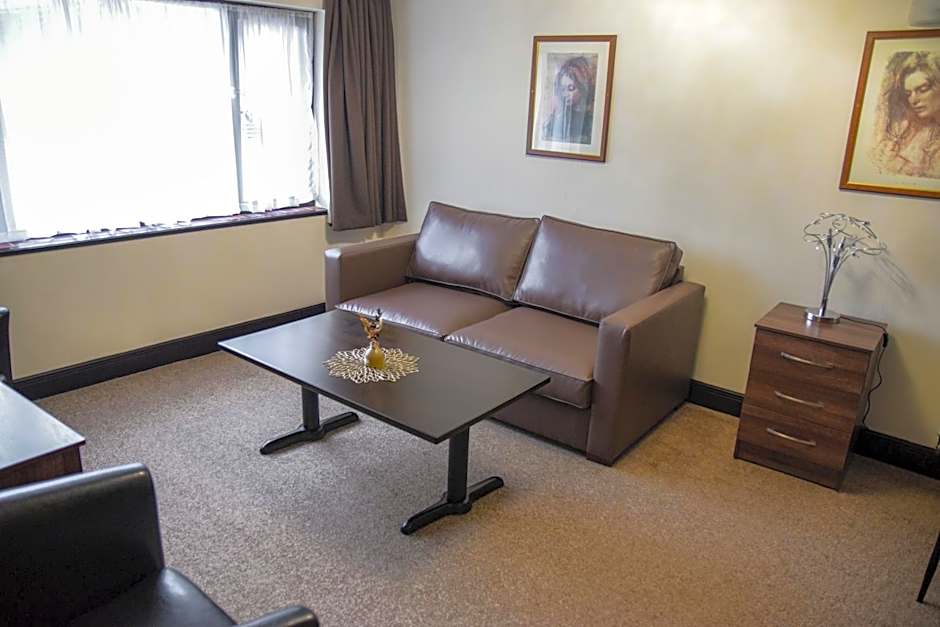 Europa Gatwick Hotel & Spa