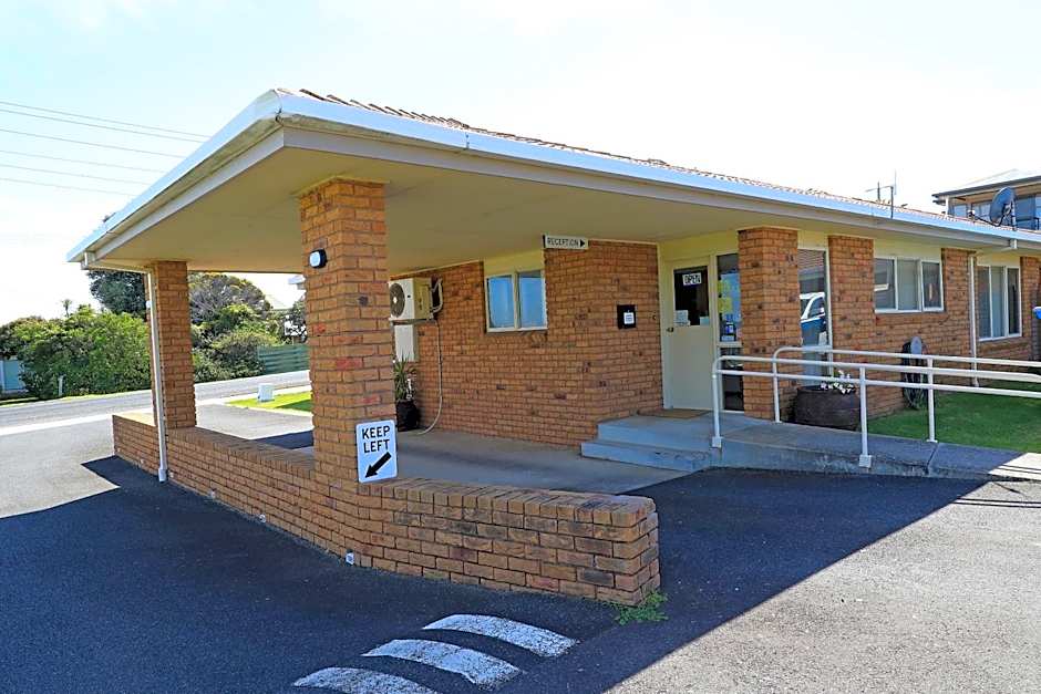 Quays Motel San Remo