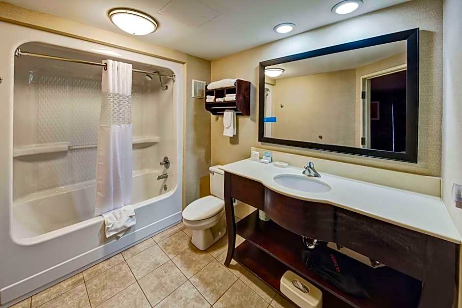 Hampton Inn By Hilton Clarksville