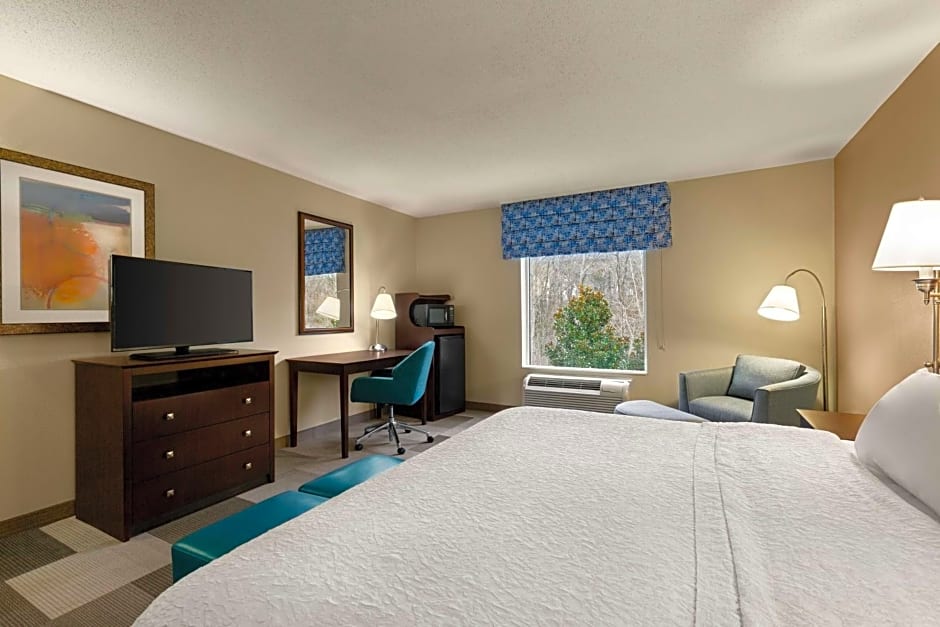 Hampton Inn By Hilton & Suites Atlanta Airport West/Camp Creek Pkwy