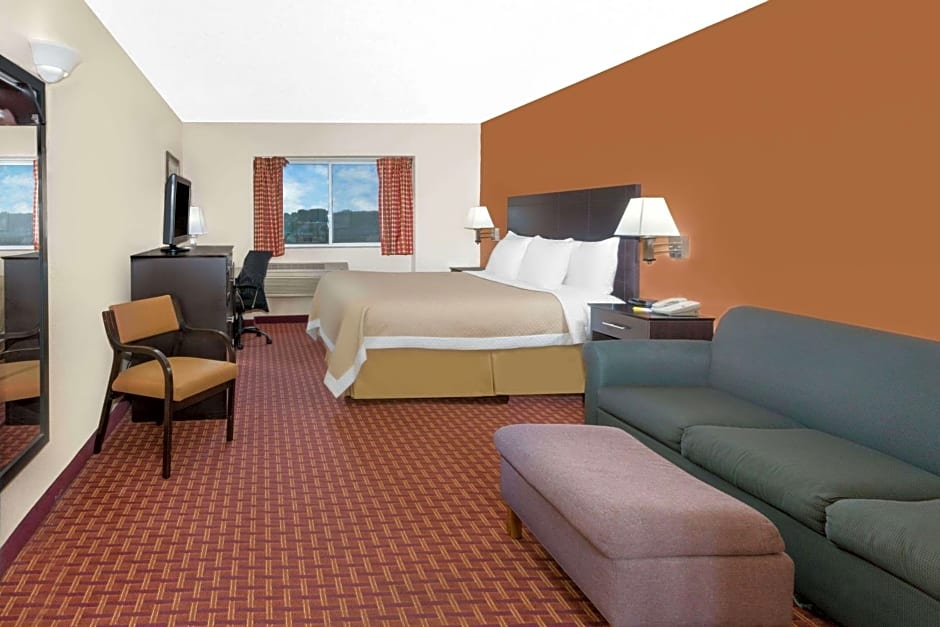 Days Inn by Wyndham Ames