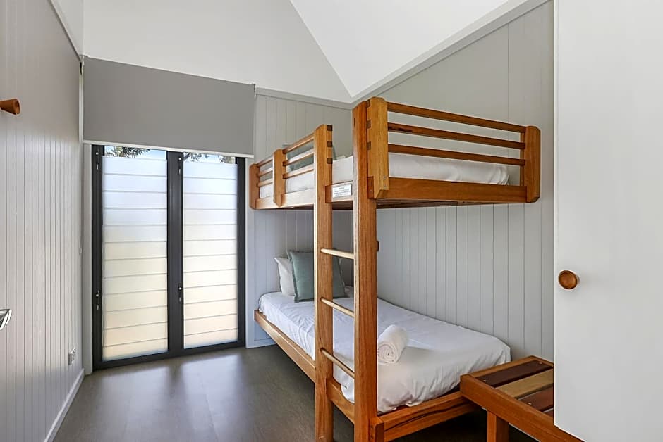 Photo 1 of 9 of Premium Villa, Accessible