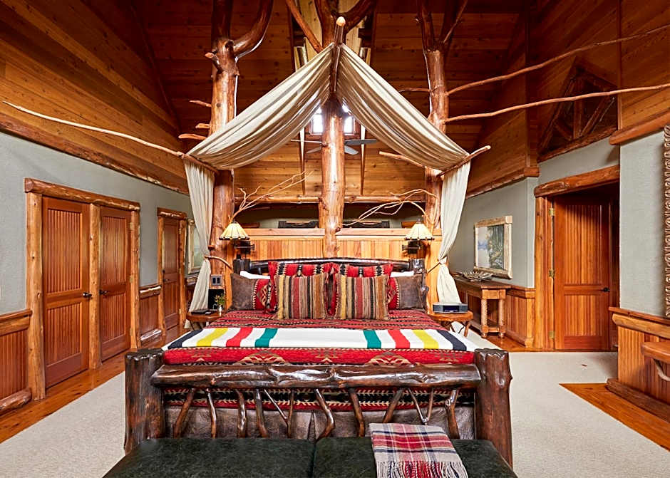 The Chatwal Lodge (All-Inclusive) - in The Unbound Collection by Hyatt