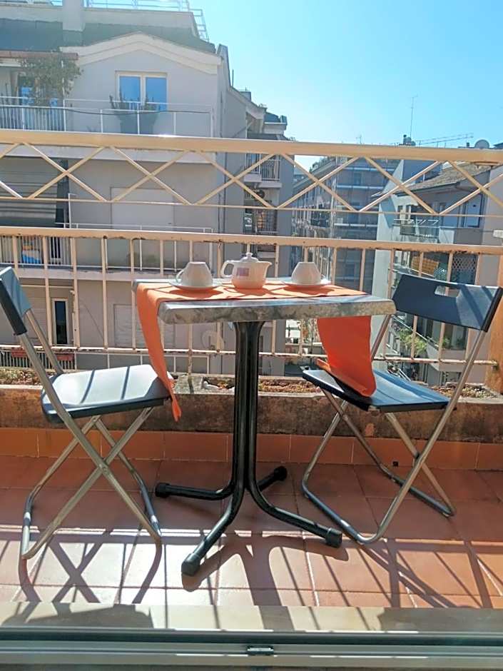 Di Fronte alla Cupola