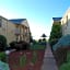 Clinton Inn & Suites