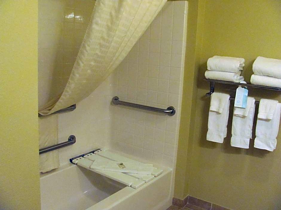 Cobblestone Inn & Suites - Ambridge