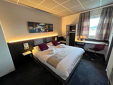 BRIT HOTEL LE VESOUL