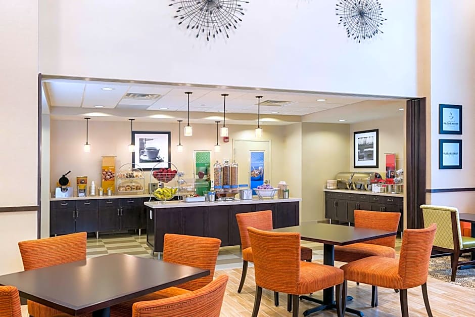 Hampton Inn By Hilton & Suites Philadelphia Montgomeryville