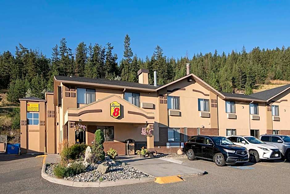 Super 8 by Wyndham Kamloops BC