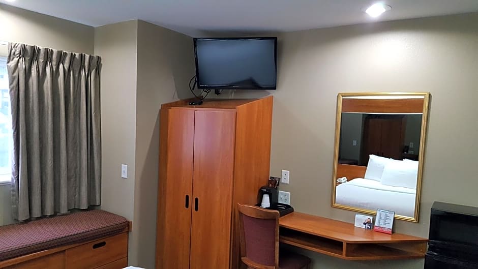 Microtel Inn & Suites by Wyndham Bozeman