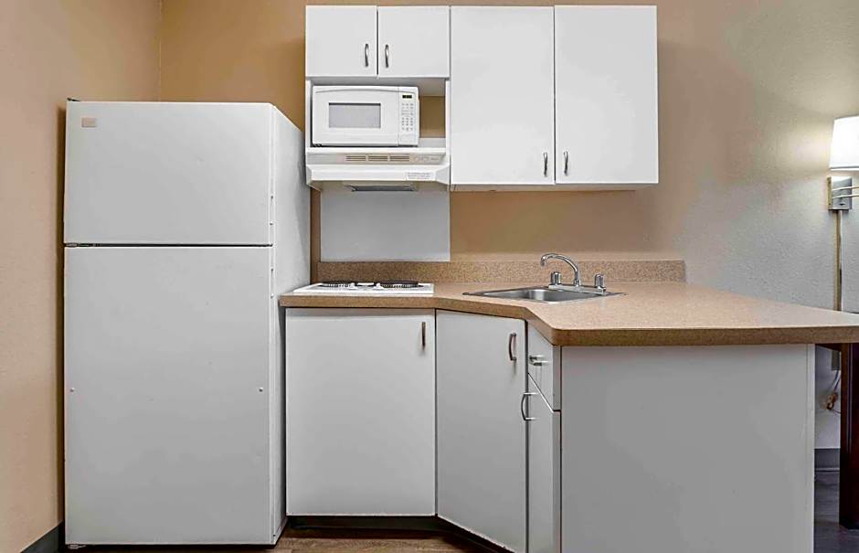 Extended Stay America Select Suites - Detroit - Sterling Heights