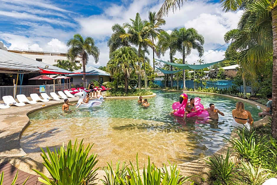 Summer House Backpackers Cairns