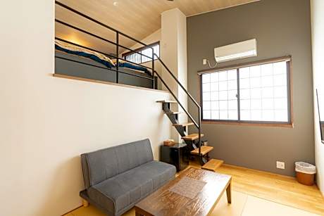 Nozawa Onsen Azegamikan