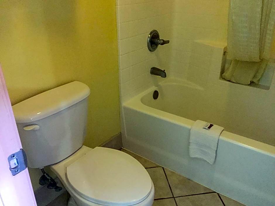 Luxury Inn and Suites Seaworld