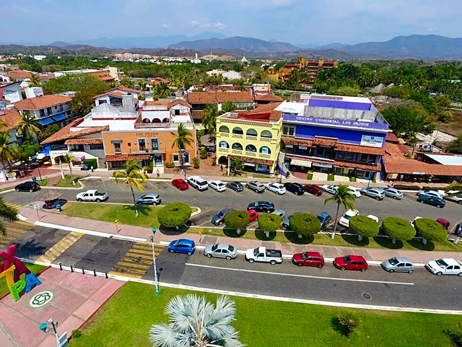 Los Patios Loft Suites