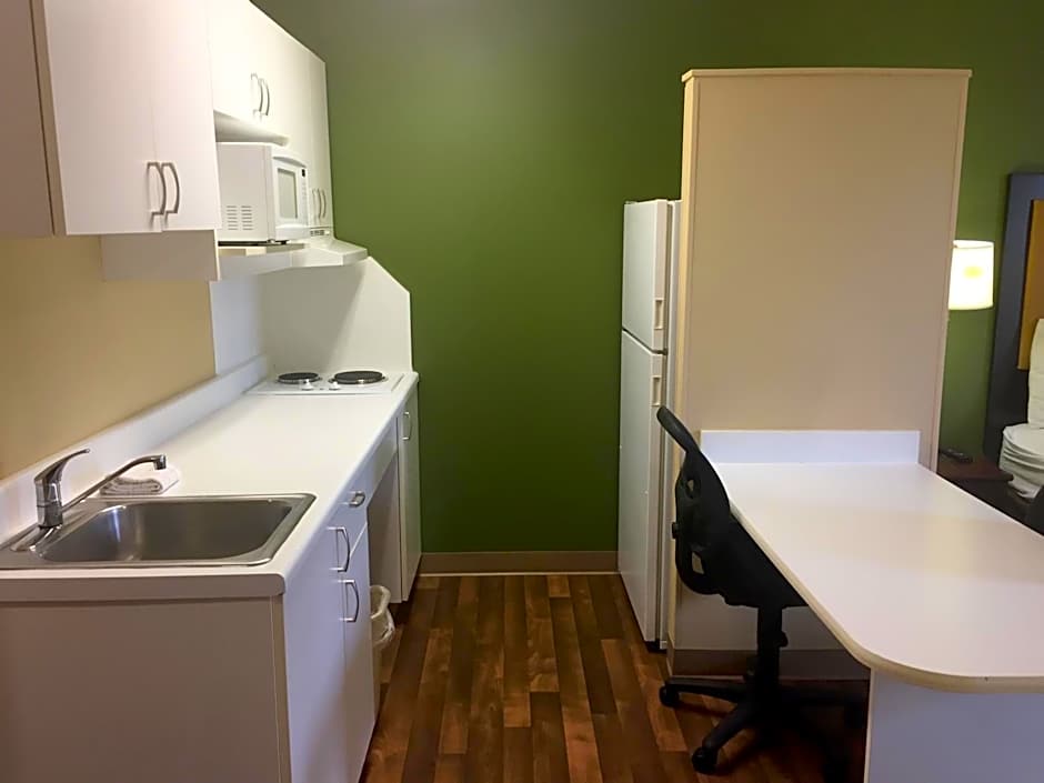 Extended Stay America Select Suites - Chicago - Downers Grove