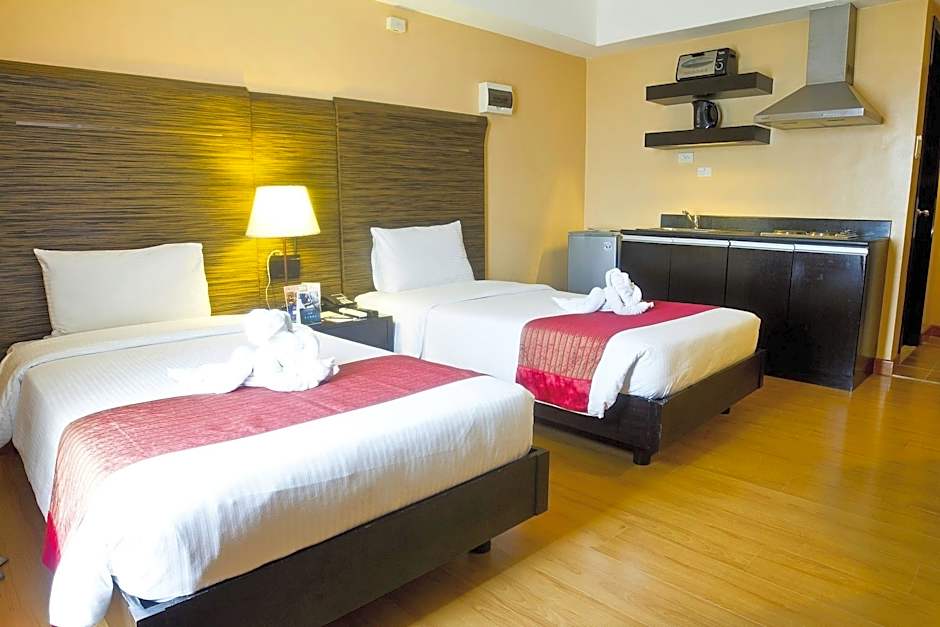 Lancaster Hotel Manila