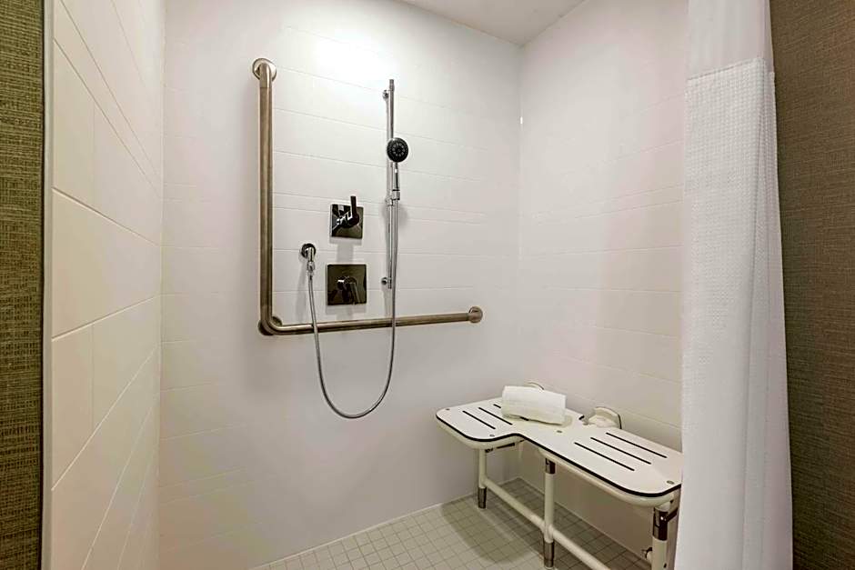 Hilton Garden Inn Ottawa Downtown