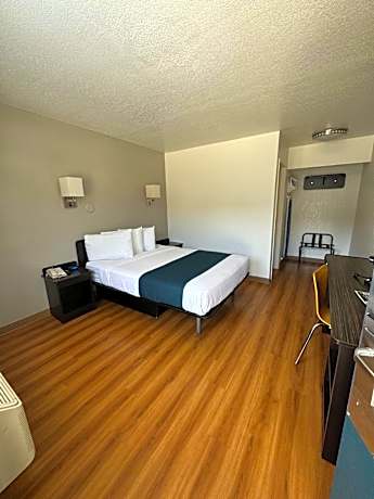 Superior Queen Room