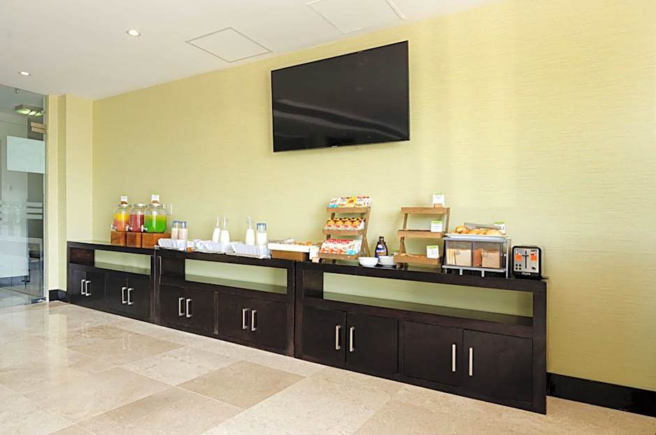 DoubleTree By Hilton Queretaro