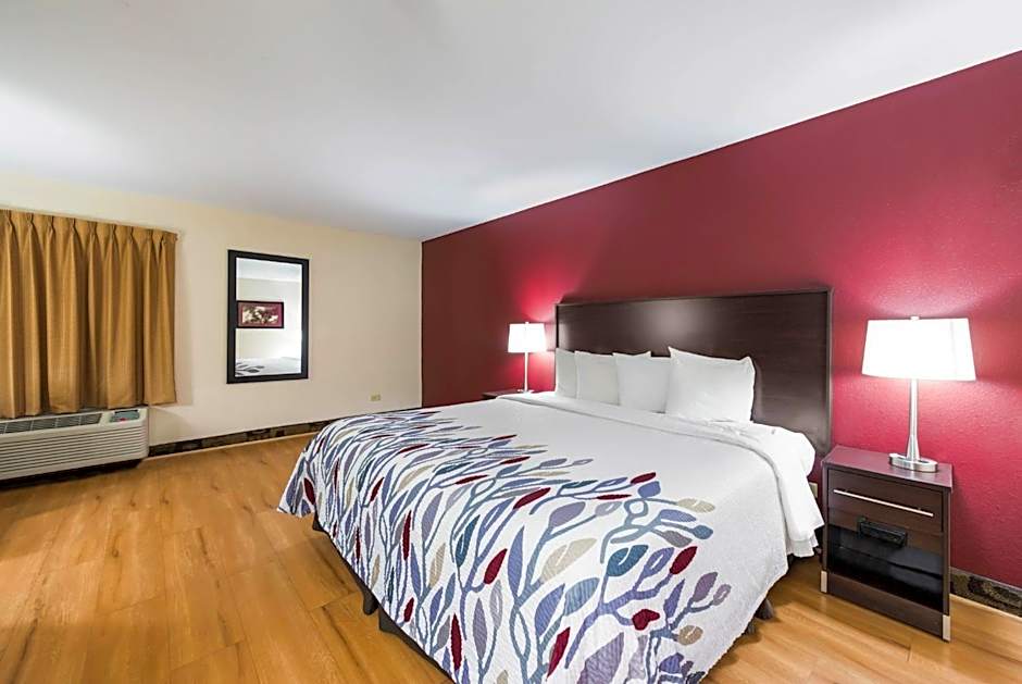 Red Roof Inn & Suites Monee