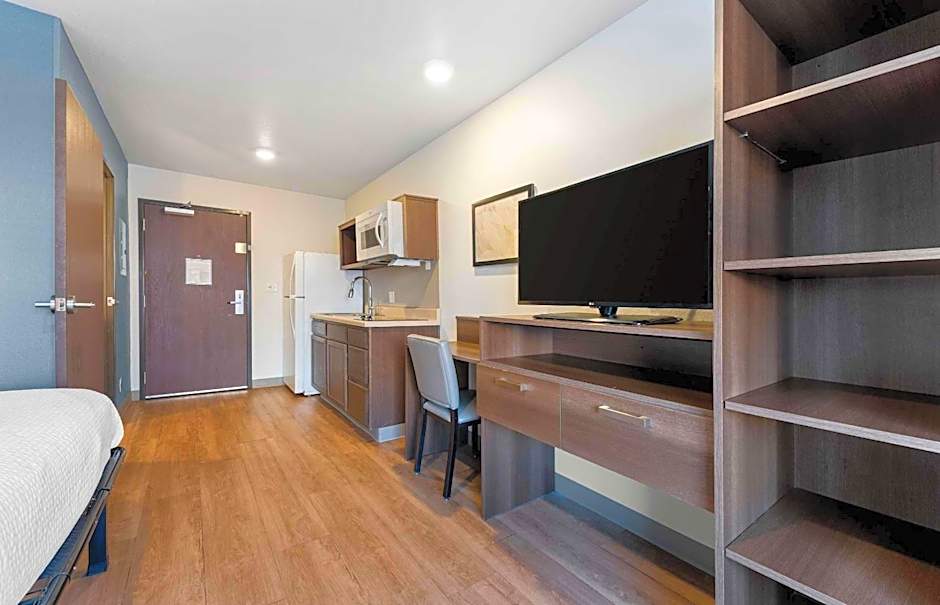 Extended Stay America Suites - Minneapolis - Fridley