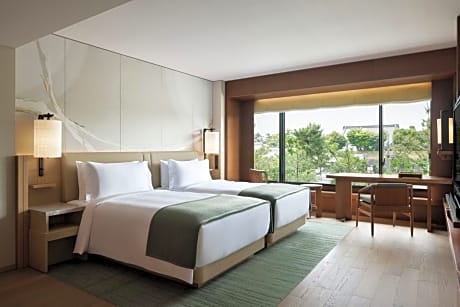 Suite with Two Double Beds and Nijo-jo Castle View