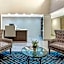 La Quinta Inn & Suites by Wyndham Radford