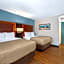 Quality Inn & Suites At Coos Bay