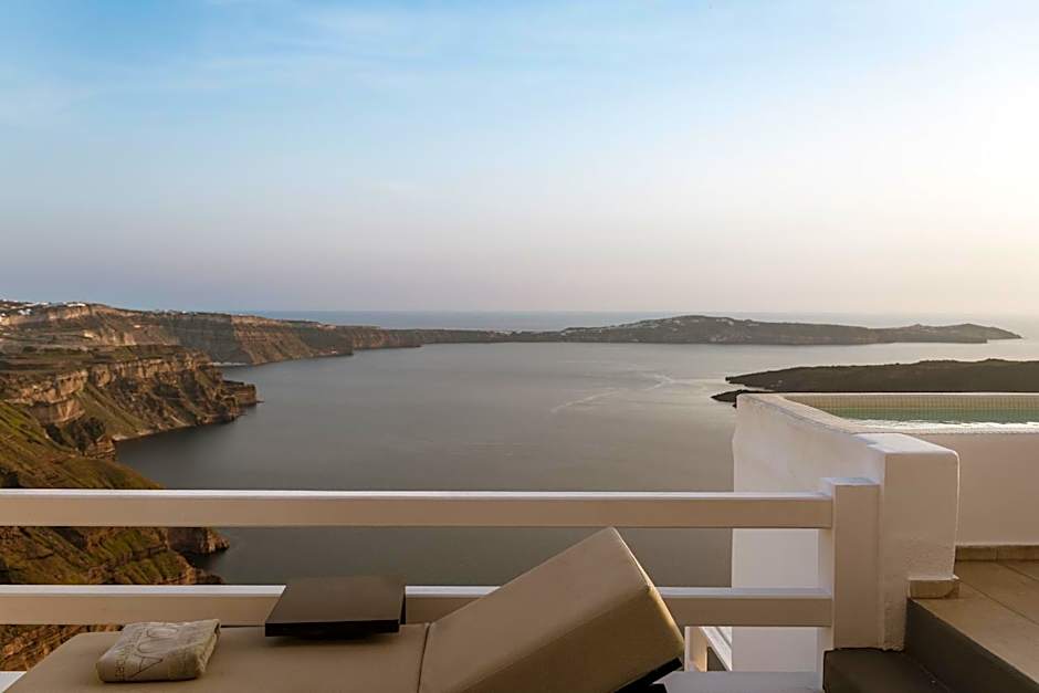 Aqua Luxury Suites Santorini