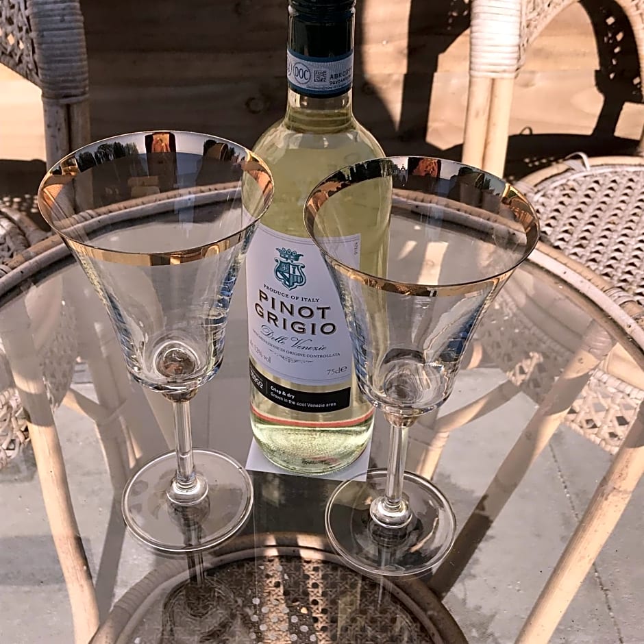 Old Thatch Bambers Green